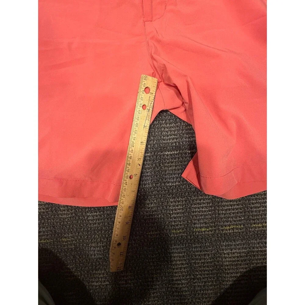 Vineyard vines men performance breaker shorts